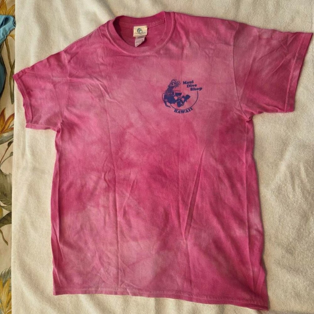 Brand new "custom" tie dye hot pink tshirt, Maui Dive Shop mens medium